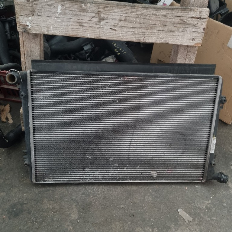 Radiator apa(antigel) VW GOLF 5 PLUS, motor:1.9 diesel,an fabricație:2007,cod:1K0121251AK
