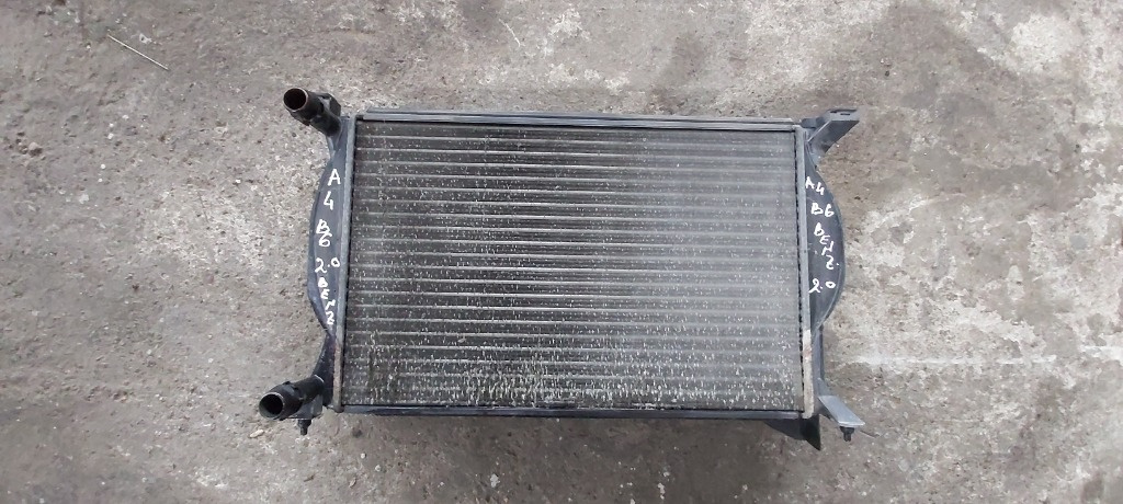 Radiator Apa Audi A4 B6 2.0 Benzina ( 2001 - 2004 )