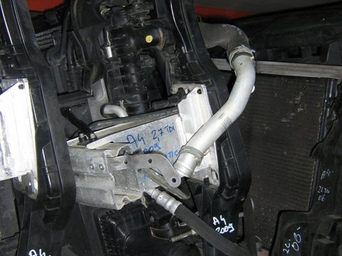 Radiator apa Audi A4 B8 8K 2.7 TDI, automat model 2009