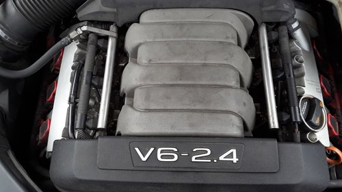 Radiator apa Audi A6 C6 2005 berlina 2,4