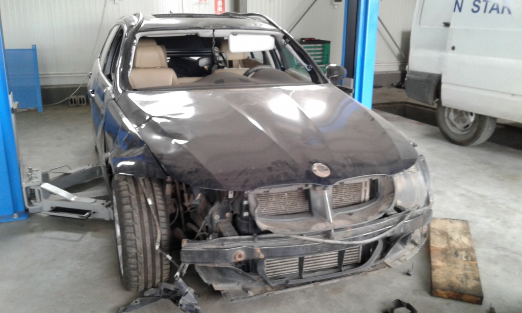 Radiator apa BMW E91 2010 hatchback 3.0 d