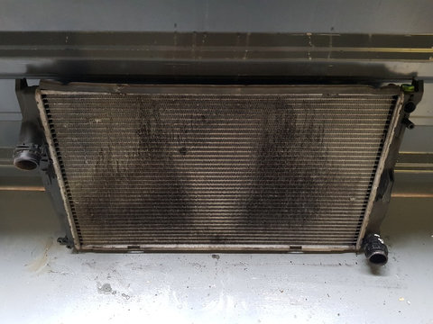 Radiator apa BMW Seria 3 2.0 d E90