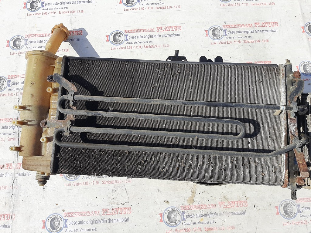 Radiator apa cu vas Fiat Punto 1.2 2002