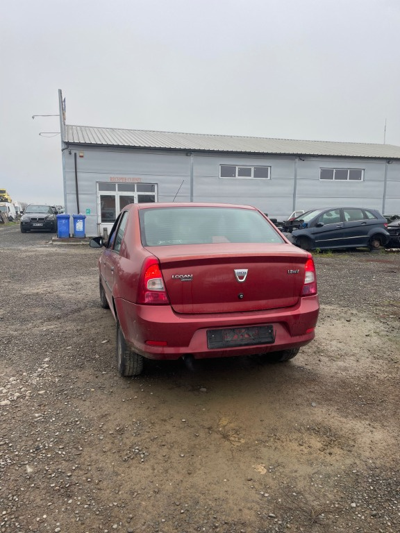 Radiator apa Dacia Logan 2009 berlina 1.