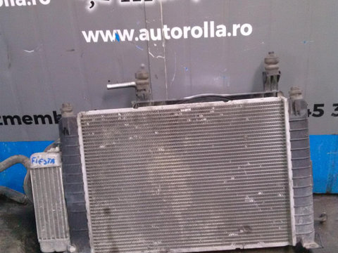 Radiator apa Ford Fiesta 6 an 2011.