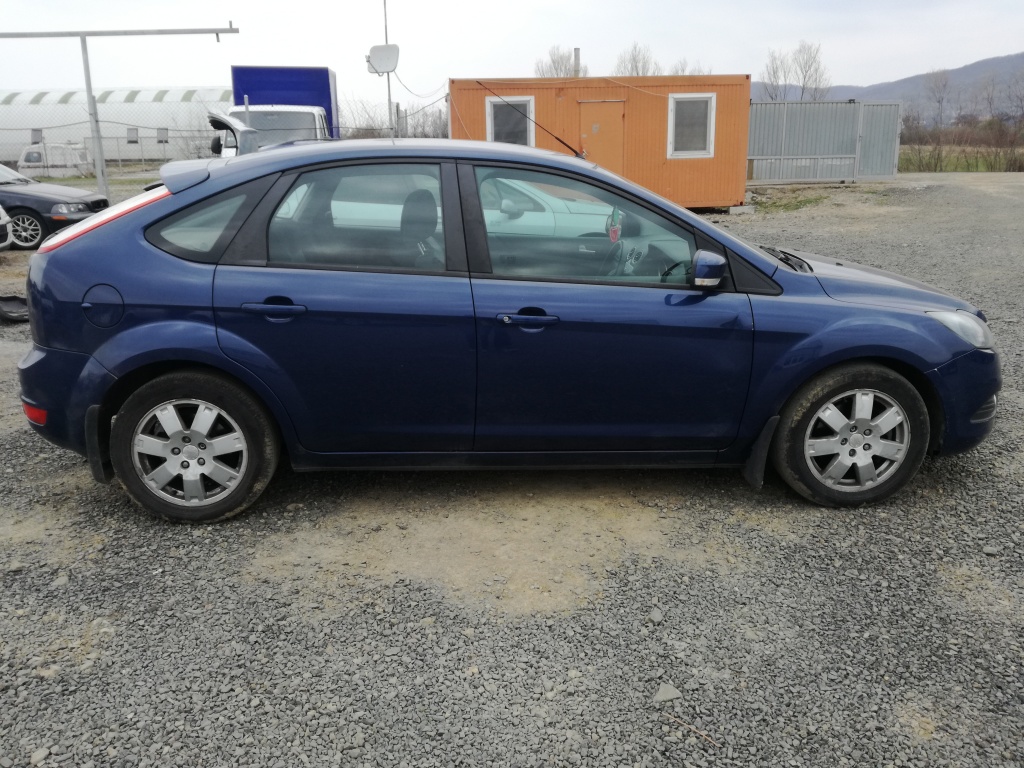 Radiator apa Ford Focus 2008 Hatchback 2