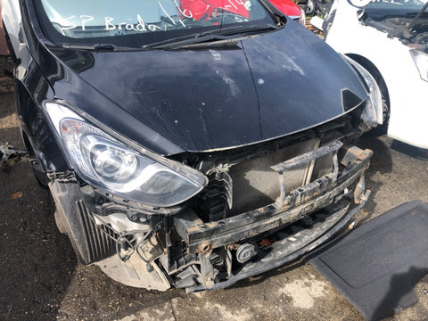 Radiator apa Hyundai i30 1.6 CRDi an 2014