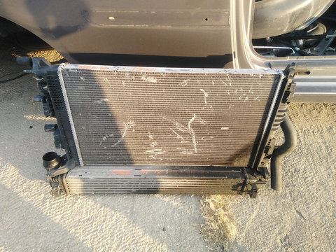 Radiator apa Megane 3 , 1.5 dCi cod 214100002R