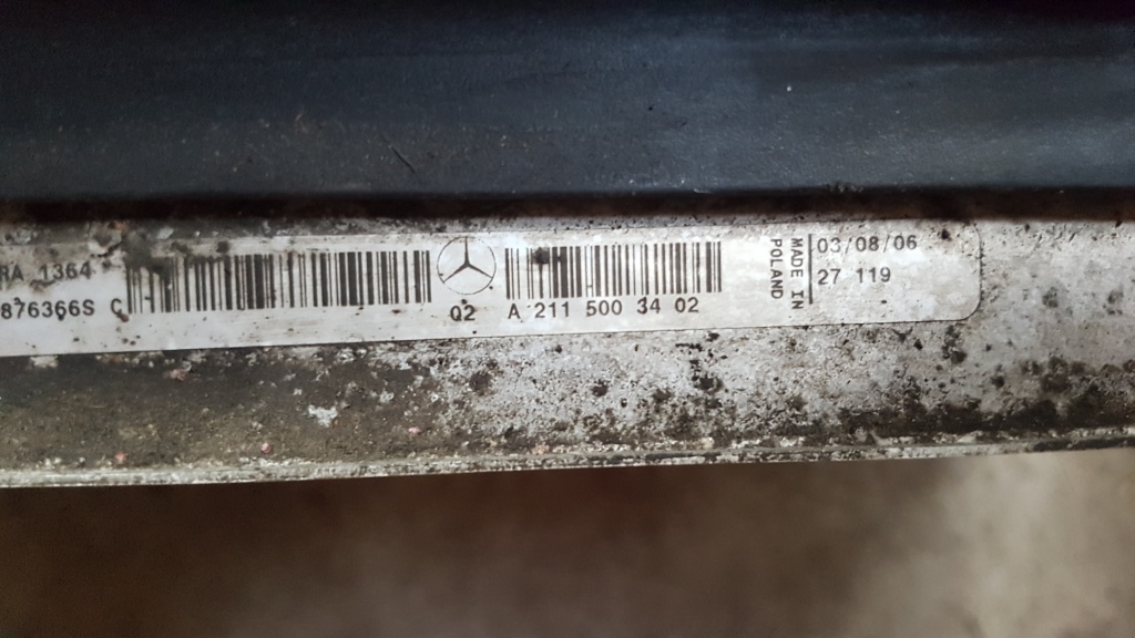 Radiator apa Mercedes E class w 211 cod A 2115003402