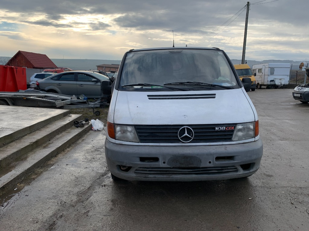 Radiator apa Mercedes Vito W638 1999 duba 2,2 cdi