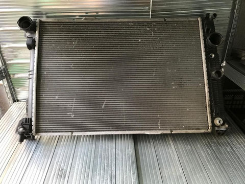 Radiator apa Mercedes W212, W204, C218, C207, A2045003603