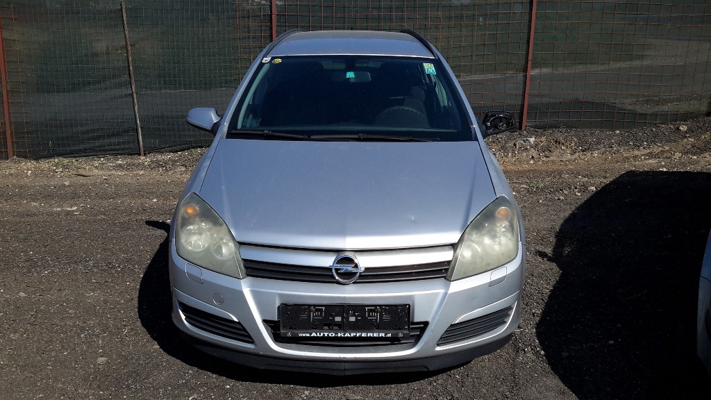 Radiator apa Opel Astra H 2005 break 1.7