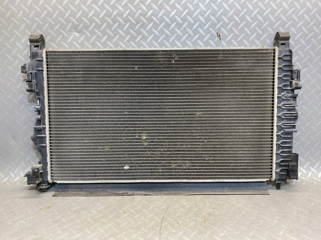 Radiator apa Opel Astra J 2011 1.7 CDTI Diesel Cod motor A17DTR/ LPL 125CP/92KW