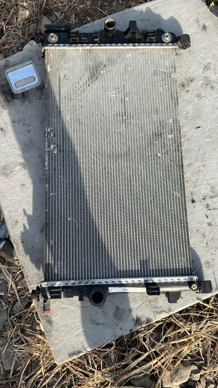 Radiator apa Opel Insignia 2.0 CDTI 13241724