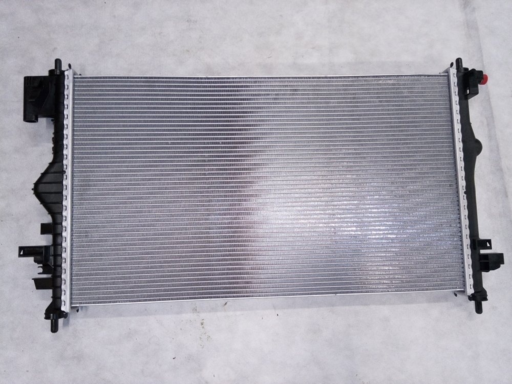 Radiator apa Opel Insignia A 2.0 4x4 original GM