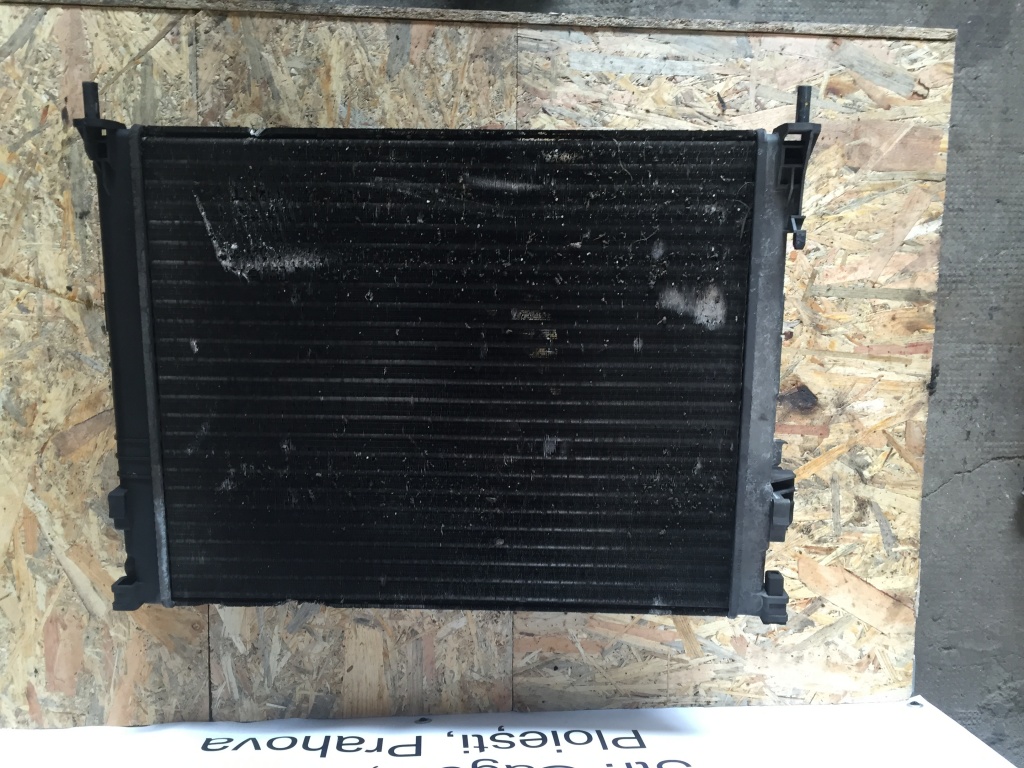 Radiator apa Opel Vivaro 1.9 F9Q 2001 - 2006