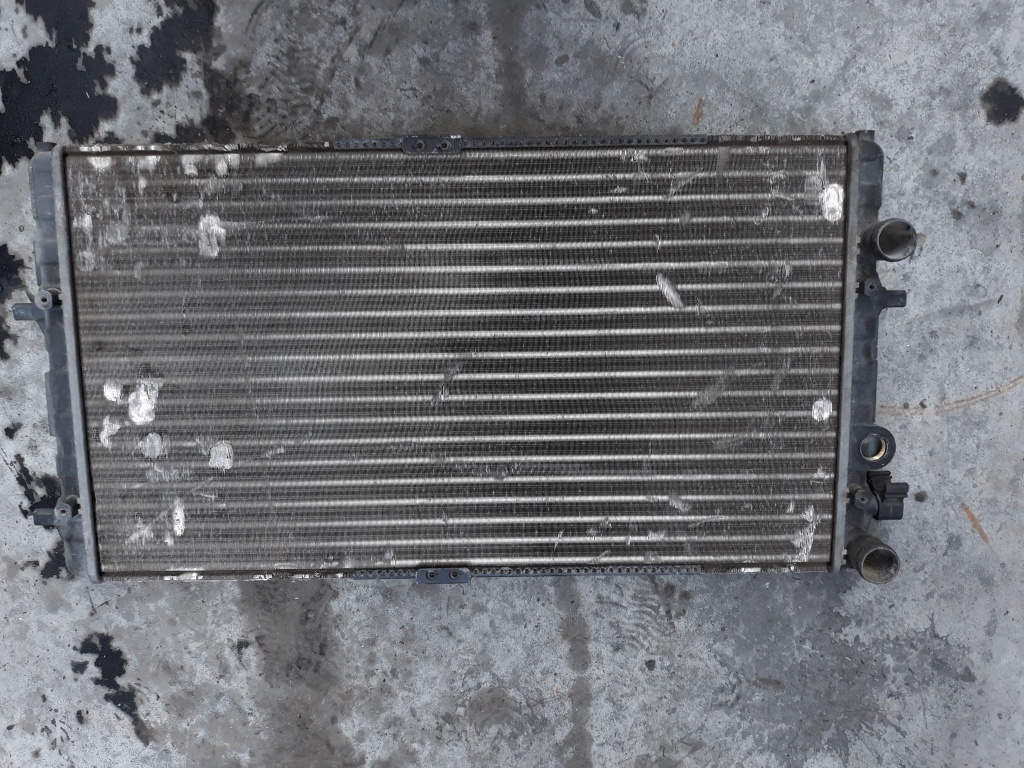 Radiator apa pentru Seat Ibiza cod: W06K0121253AG