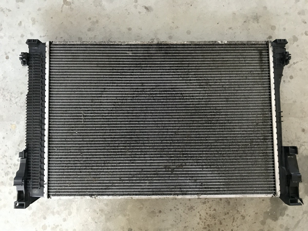 Radiator apa racire motor Mercedes Benz GLK 350 CDI suv 2011 (A2045003103)