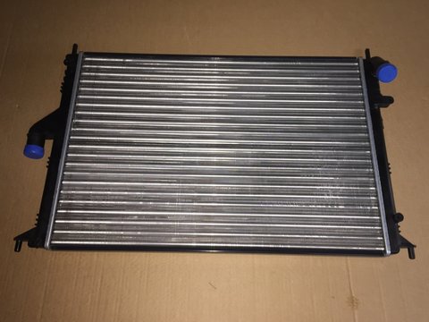 Radiator apa, racire pentru Dacia Logan Facelift 1,4 - 1,6 benzina cu ac nou an 2008-2013