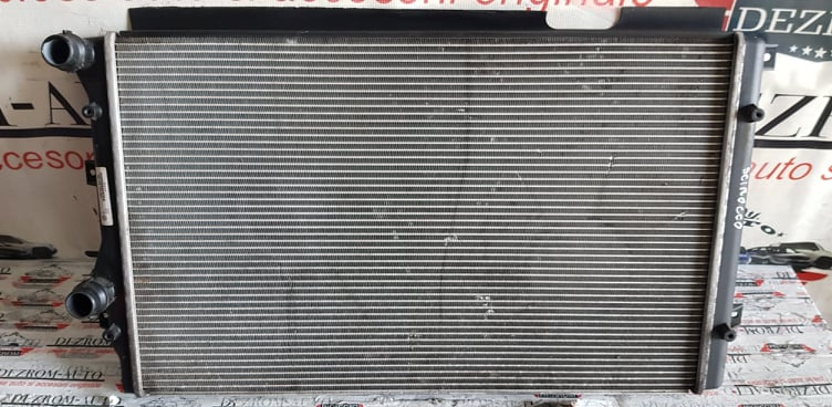 Radiator apa SKODA Yeti 2.0 TDI 110 CP cod 1K0121251DN