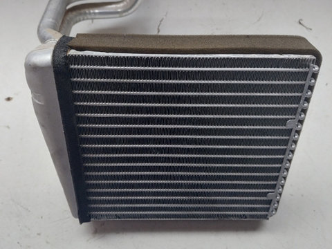 Radiator apa VOLKSWAGEN CADDY (6K9, 9E7, 9E9) [ 2002 - 2009 ] Valeo