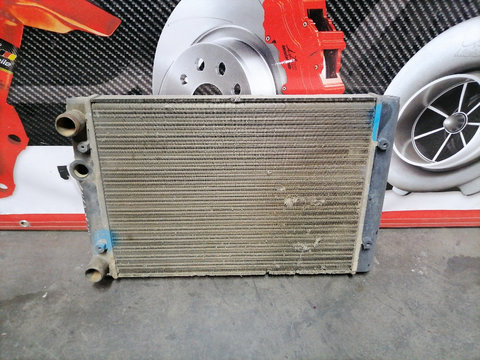 Radiator apa Volkswagen Golf 3 6N0121253 B 1998