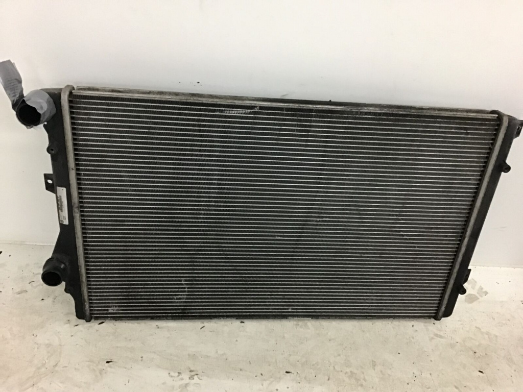 Radiator Apa VW Beetle Cabriolet 2011/12-2016/07 1