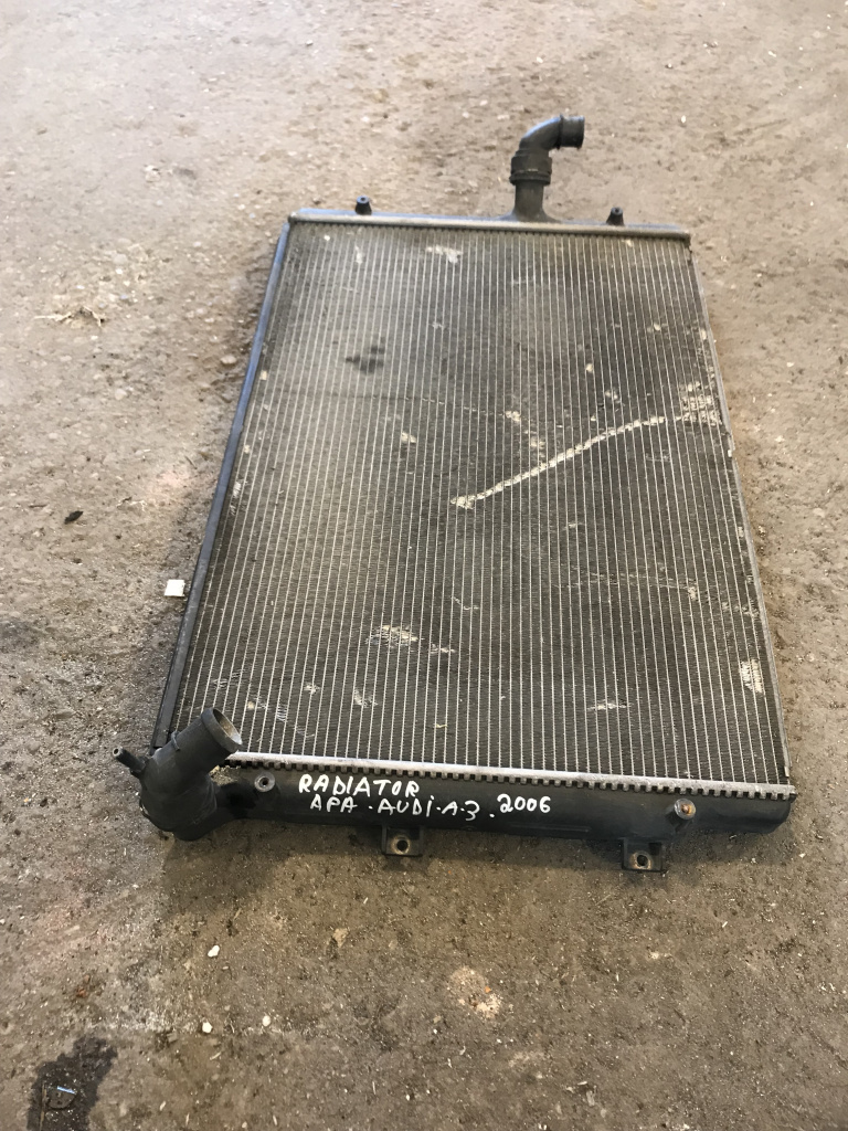 Radiator apa vw golf 5 6 superb 2 audi a3 8p 2.0 t