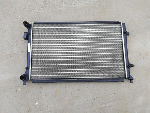 Radiator apa Vw Golf 5 / Jetta 1.4 / 1.6 benzina 1K0121251P