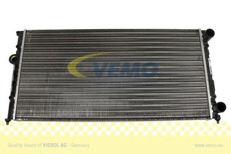 Radiator apa VW GOLF IV Cabriolet 1E7 VEMO V15605012