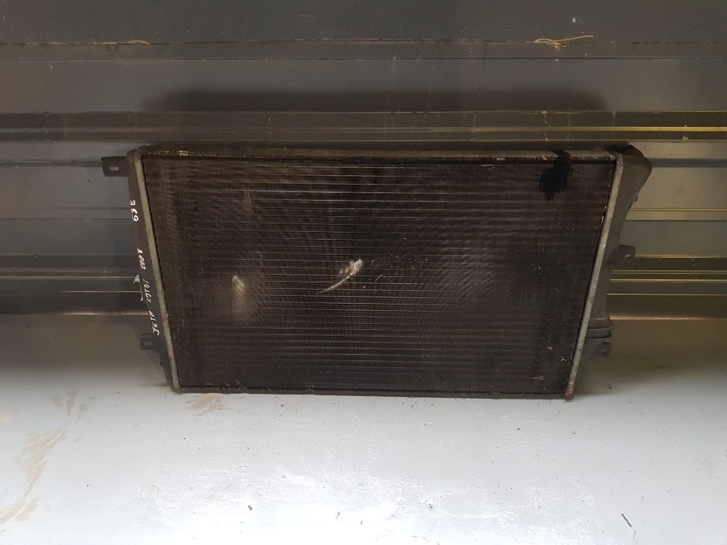 Radiator apa VW Jetta 1.9 TDI 2008