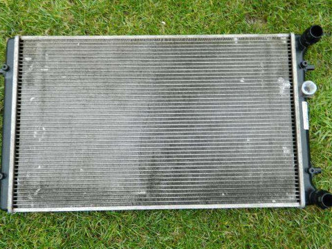 Radiator apa VW,Seat,Skoda ,Audi cod 1J0121253AD