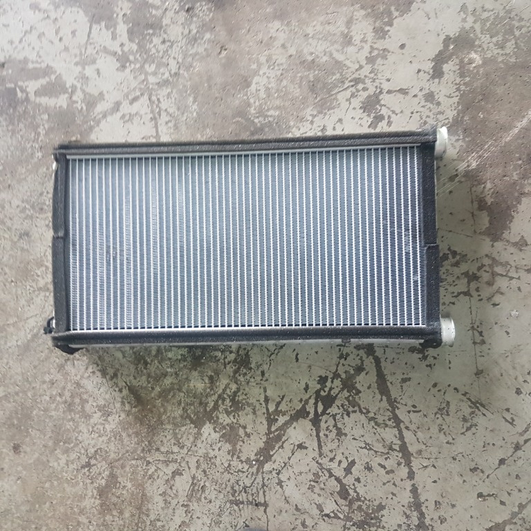 RADIATOR CALDURA INTERIOR Audi S8 2012 Berlina 4.0 TFSI, 382 KW , CGTA, E5