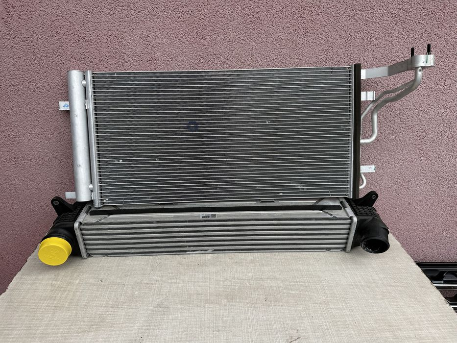 Radiator clima/AC si intercooler Hyundai i30 48V m