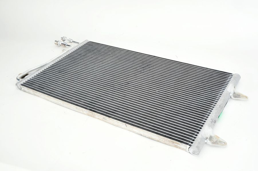 RADIATOR CLIMA AC ~ VW LT 28-46 II Platform/Chassis (2DC, 2DF, 2DG, 2DL, 2DM) 1996 1997 1998 1999 2000 2001 2002 2003 2004 2005 2006 ~ NRF 35656 ~ NRF