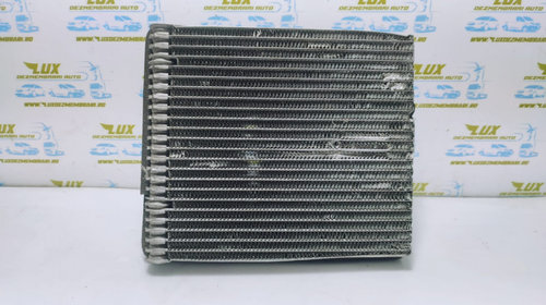 Radiator clima bord 1k0820679 Volkswagen