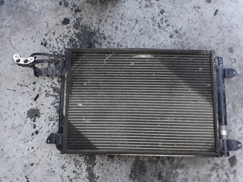 Radiator clima pentru VW Golf 5 cod: 1K0820411D