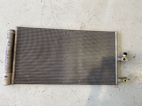 Radiator clima VOLVO XC90 XC60 S90 2015+ 32252577