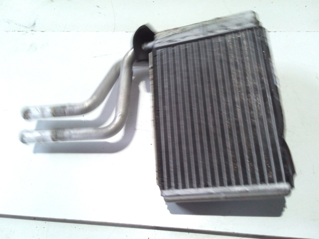 RADIATOR HABITACLU HYUNDAI TUCSON 2.0 BE