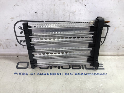 Radiator incalzire auxiliar bord VW Passat B8: 5Q0963235C [Fabr 2014–2019]