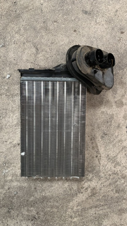 Radiator incalzire bord Peugeot Partner 1.6 hdi 55 kw 2007 9HW 04G381