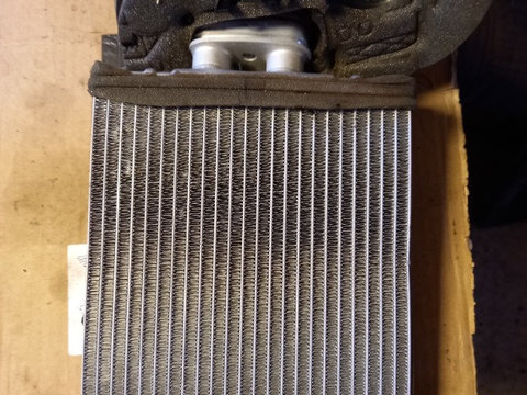 Radiator incalzitor bord habitaclu VW Polo 9N cod produs:6Q0819031/6Q0 819 031
