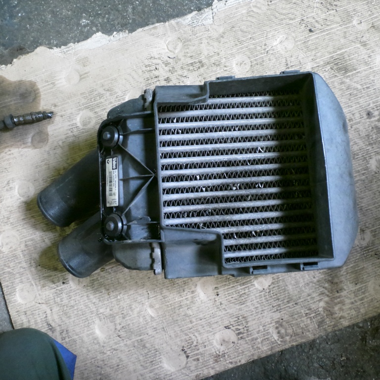 RADIATOR INTERCOOLER 7700437017, RENAULT SCENIC RX4, 1.9DIESEL, 2004