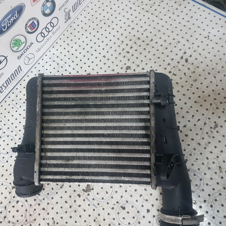RADIATOR Intercooler Audi A4 B6 2001 Berlina 1.9 TDI, 96 KW, AWX, E3