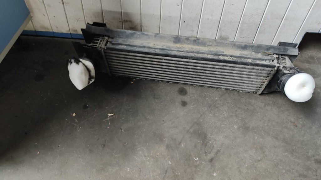 Radiator intercooler BMW 320 d GT xDrive , cod motor N47-D20C , an 2014 cod 7600530-04 / 7600530