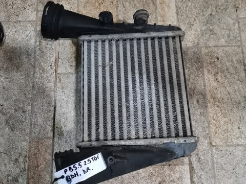 Radiator intercooler dreapta Vw Passat B5.5 2.5 TDI cod BDH 2004