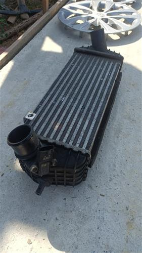 Radiator intercooler Kia Sportage , Hyundai IX35 an 2010 2011 2012 2013 2014 2015 cod 28270-2A850