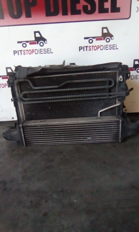 Radiator intercooler Mercedes E Class W212 E 212 E212 2.2 CDI