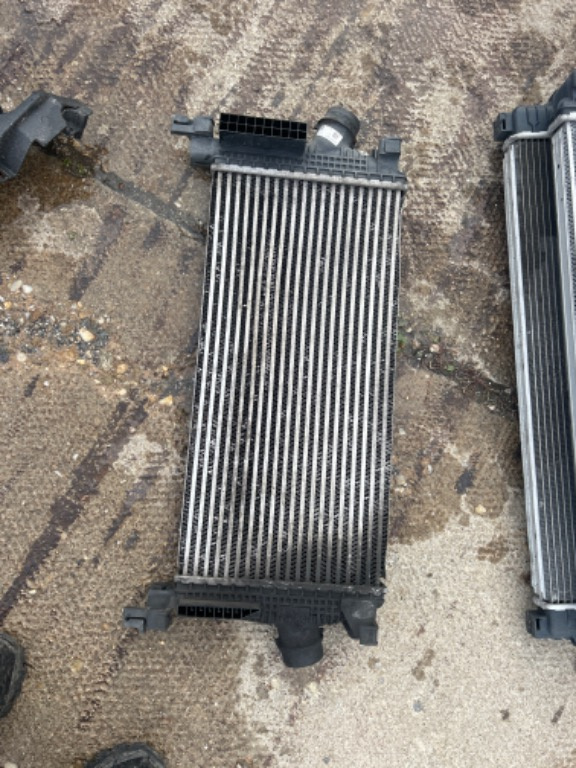 Radiator intercooler Opel Astra J, Cascada 13267646 1.4 - 1.6 Turbo, 1.3 Cdti 1.7 Cdti