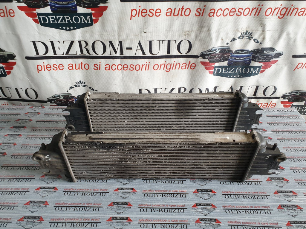 Radiator intercooler original Valeo NISSAN Primastar Van (X83) 1.9 dCi 82/100 cai cod : 7700312903